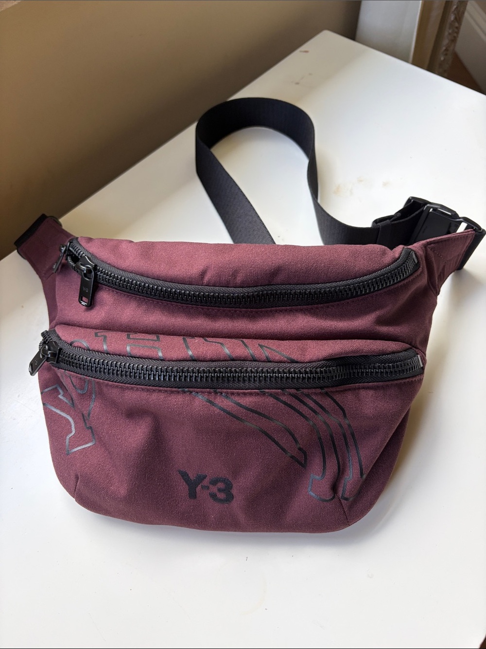 Y-3 MORPHED CROSSBODY BAG (UNISEX)